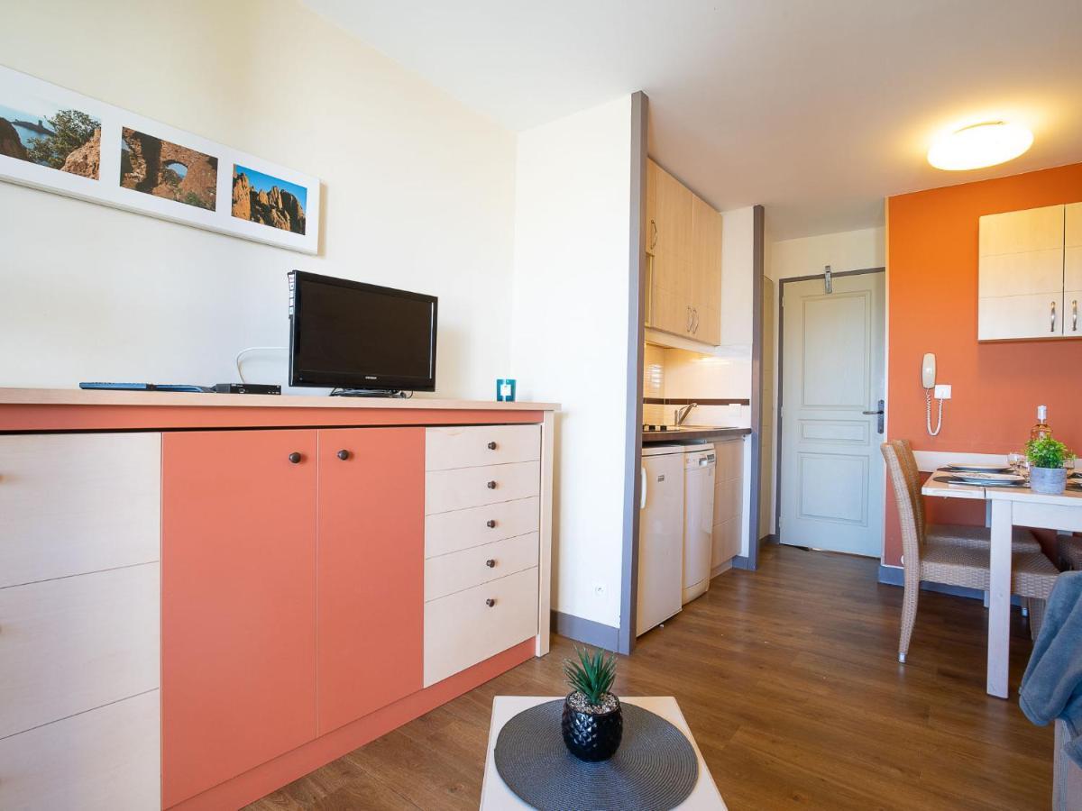 Apartment Village Cap Esterel - L'Esquinade-32 By Interhome Saint-Raphaël Exterior foto