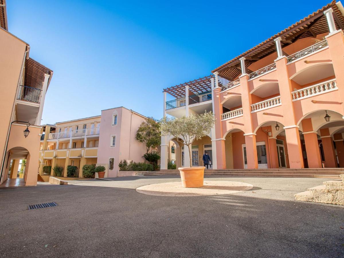 Apartment Village Cap Esterel - L'Esquinade-32 By Interhome Saint-Raphaël Exterior foto
